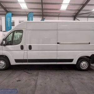 2022 Citroen Relay 2.2 BlueHDi 35 Enterprise Panel Van 5dr Diesel Manual L3 High Roof Euro 6 - Image 8