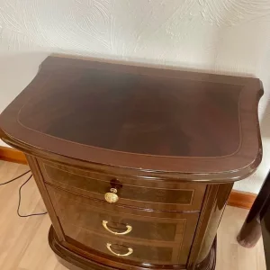 Two sets of bedroom furniture - Image 6