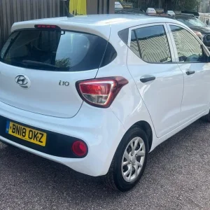 Hyundai i10 1.0 S 2018 - Image 8