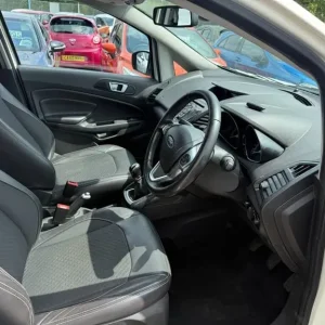 2015 Ford Ecosport Titanium Hatchback Petrol Manual - Image 4