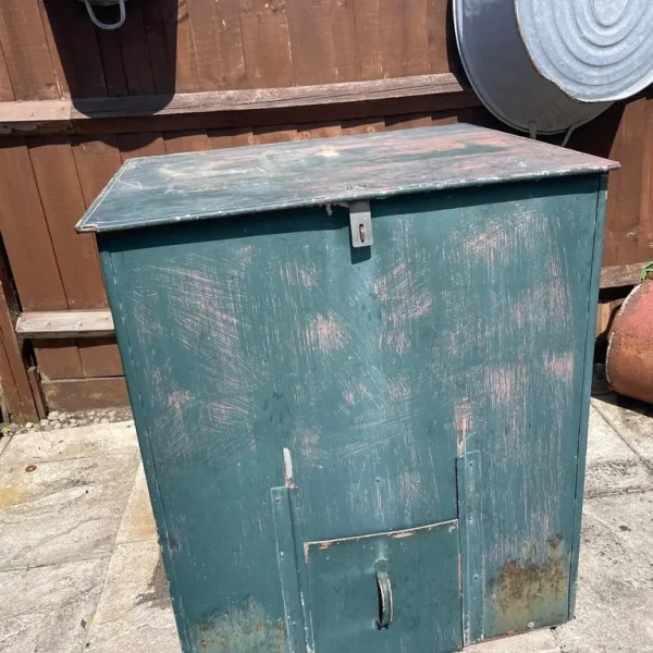 Metal coal bunker