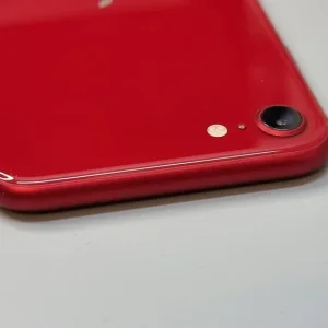 iPhone SE 3rd Gen Red 64GB - Image 5