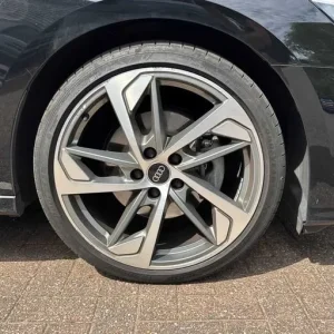 2023 Audi A3 35 TDI Black Edition 5-door hatchback - Image 5