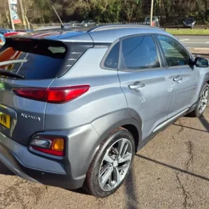 2018 Hyundai KONA PREMIUM SE Hatchback Petrol Manual - Image 4