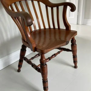 Vintage wooden chair - Image 2