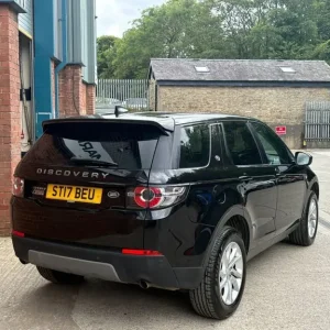 2017 Land Rover Discovery Sport 2.0 TD4 SE 4WD Estate Diesel Manual - Image 4