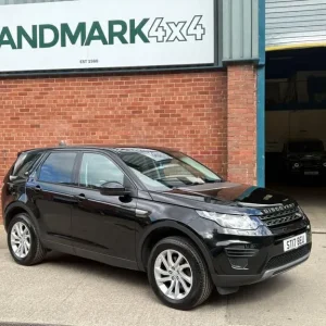 2017 Land Rover Discovery Sport 2.0 TD4 SE 4WD Estate Diesel Manual - Image 5