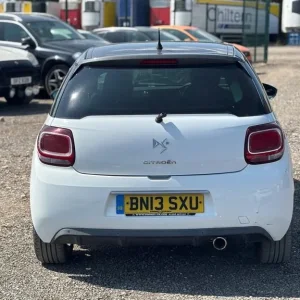 2013 Citroen DS3 1.6 VTi 16V DStyle Plus 3dr Hatchback - Image 4