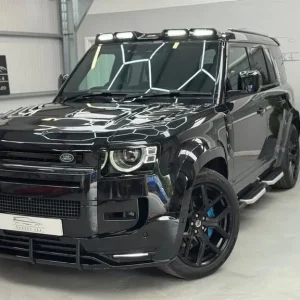 2021 Land Rover Defender 110 5.0L V8 4x4 - Image 2