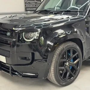 2021 Land Rover Defender 110 5.0L V8 4x4 - Image 6