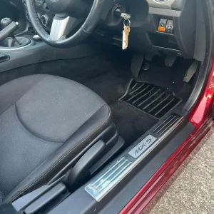 Mazda MX-5 Convertible 2009 Manual - Image 8