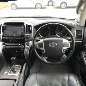 2014 Toyota Land Cruiser ZX 4.6 V8 Petrol Auto – 41K Miles – 1 Owner – Japan Spec - Image 2