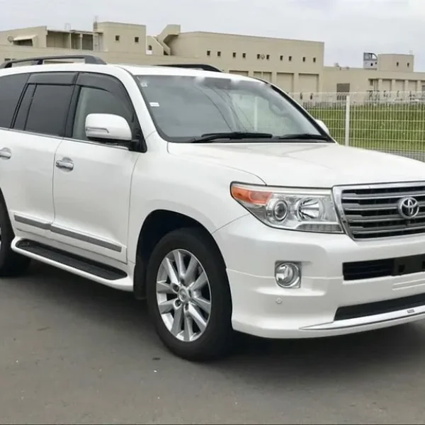 2014 Toyota Land Cruiser ZX 4.6 V8 Petrol Auto – 41K Miles – 1 Owner – Japan Spec