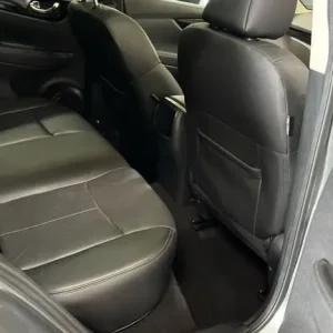 2016 Nissan Qashqai 1.6 dCi Tekna 5-door Hatchback - Image 3