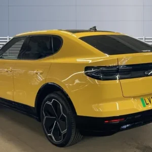 2025 Ford Capri Electric 5-door Estate - Image 2