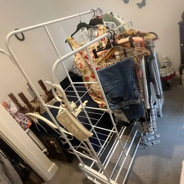 Double clothes rail