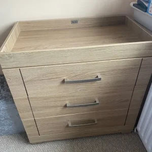 Silver cross dresser and wardrobe - Image 2