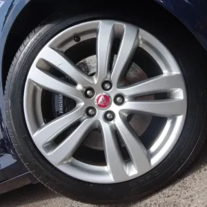 Jaguar XJ 5.0 V8 Premium Luxury 2011 - Image 7