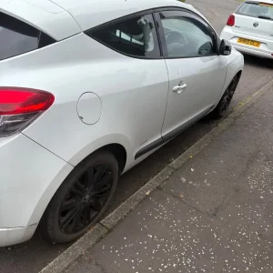 2011 Renault Mégane Coupe 3-door manual - Image 2