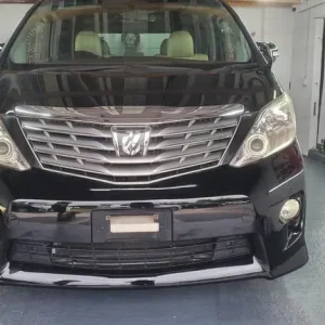 Toyota Alphard 2.4 black petrol auto 8 seats fresh Japanese import - Image 4