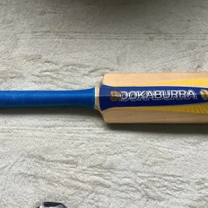 KOOKABURRA CRICKET BAT - HAND MADE - Image 2