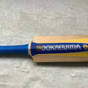 KOOKABURRA CRICKET BAT - HAND MADE