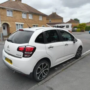Citroen C3 Hatchback 2016 manual 5-door - Image 2
