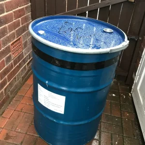 45-gallon oil drum with lid and lock - Image 2
