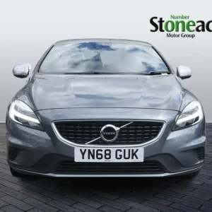 2018 Volvo V40 R-Design T2 Hatchback Petrol Manual - Image 2