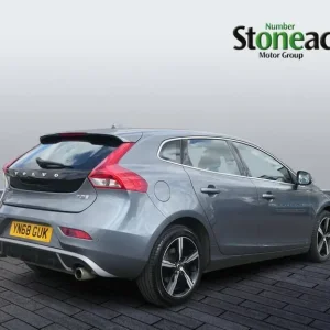 2018 Volvo V40 R-Design T2 Hatchback Petrol Manual - Image 6