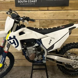 HUSQVARNA FC 450 2019 MOTOCROSS BIKE – 28 HOURS ON THE METER - Image 4