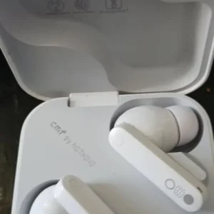 AirPods - Image 4