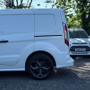 2017 Ford Transit Connect 1.6 TDCi LWB Sport Panel Van Diesel Manual NO VAT - Image 5