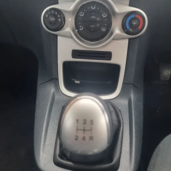 Ford Fiesta Hatchback 2011 Manual 3-Door