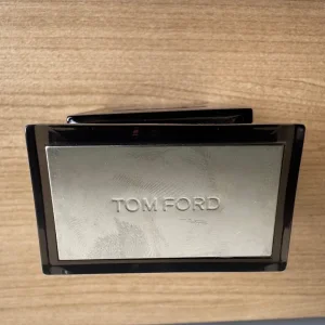 Tom Ford Oud Wood and Azzaro Chrome perfumes - Image 5
