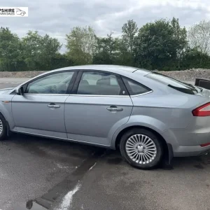 2007 Ford Mondeo 1.8 TDCi Ghia Hatchback - Image 6