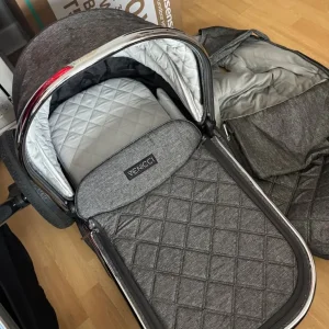 Venicci travel system full set - Image 3