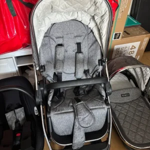 Venicci travel system full set - Image 5
