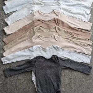 Toddler clothes bundle - Image 2