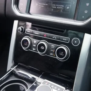 2016 Land Rover Range Rover Vogue 3.0 TD V6 Diesel 4WD - Image 8