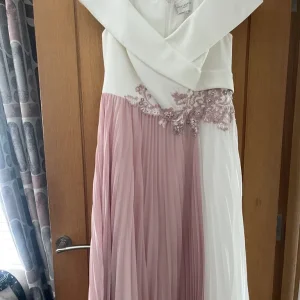 Mother of the Bride/Groom Dress - Image 3