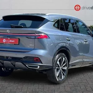 2025 MG HS 1.5 T-GDI Manual SUV - Image 3