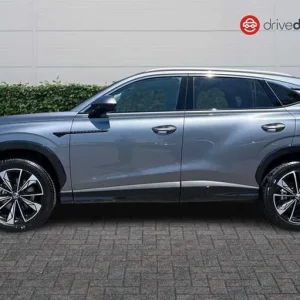 2025 MG HS 1.5 T-GDI Manual SUV - Image 6