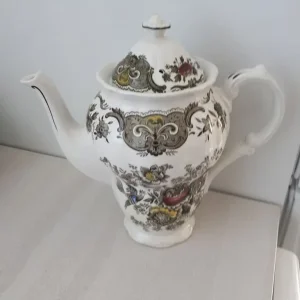 Vintage tea pot - Image 2