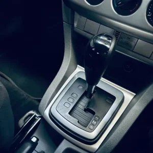 2008 Ford Focus 1.6 Auto 5-door Metallic Grey - Image 3