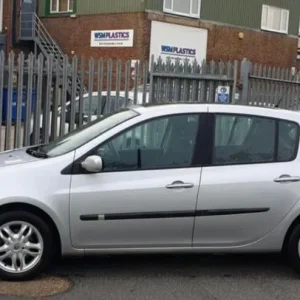 Renault Clio 1.4 2007 Manual 5-door Hatchback - Image 4