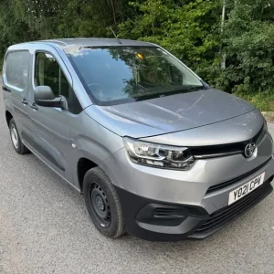 2021 Toyota ProAce 1.5D 75 Active Panel Van Diesel Manual - Image 3