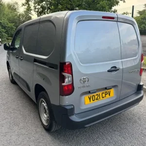2021 Toyota ProAce 1.5D 75 Active Panel Van Diesel Manual - Image 5