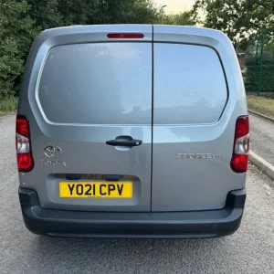 2021 Toyota ProAce 1.5D 75 Active Panel Van Diesel Manual - Image 6