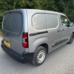2021 Toyota ProAce 1.5D 75 Active Panel Van Diesel Manual - Image 7
